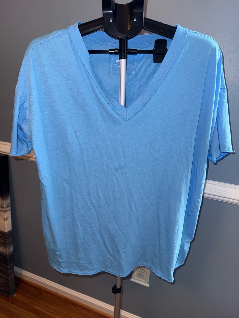 Aerie Oversized V Neck Tee Blue Medium NWOT 26” P2P